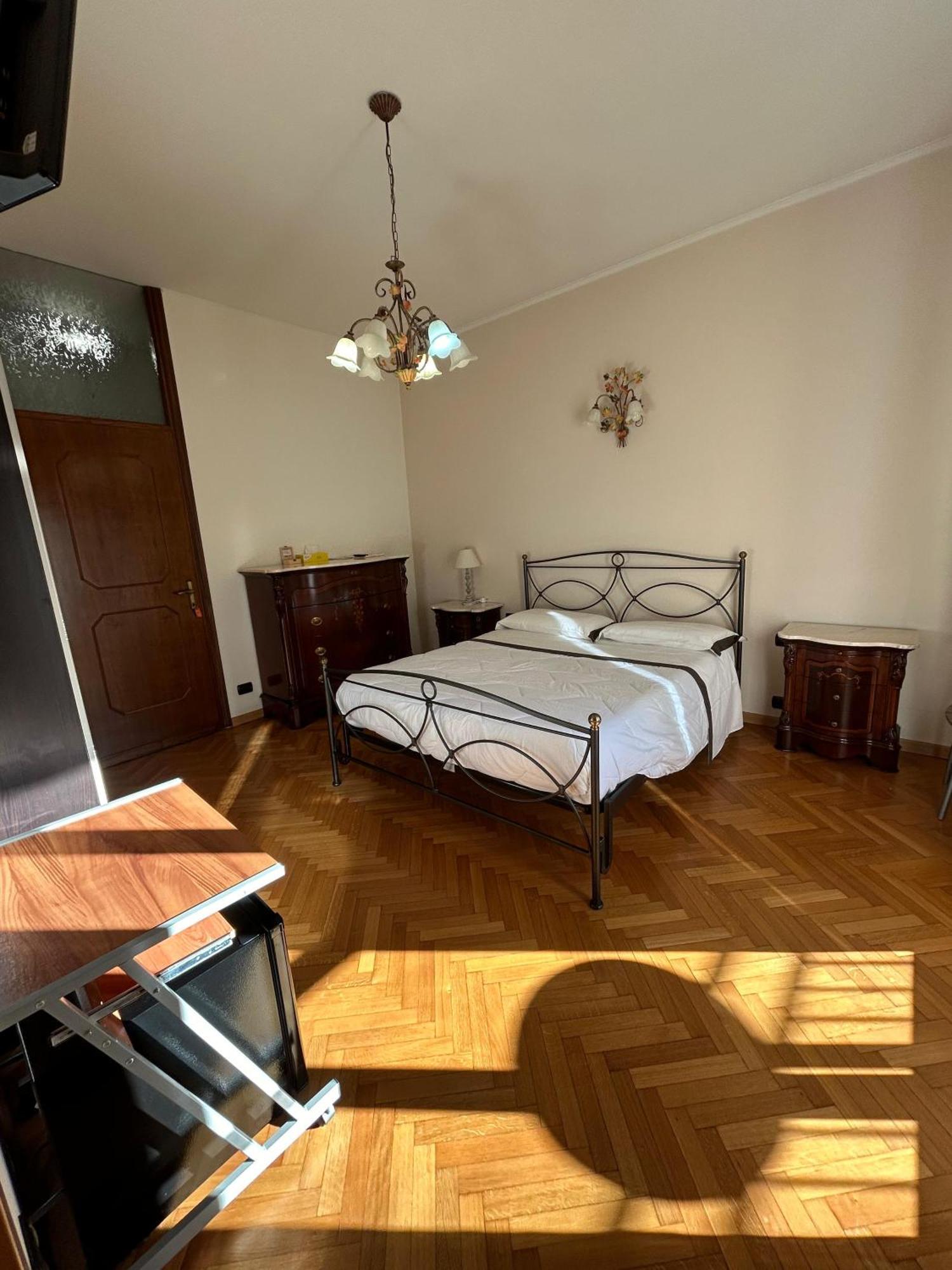 B&B Southitaly Busto Arsizio Kültér fotó