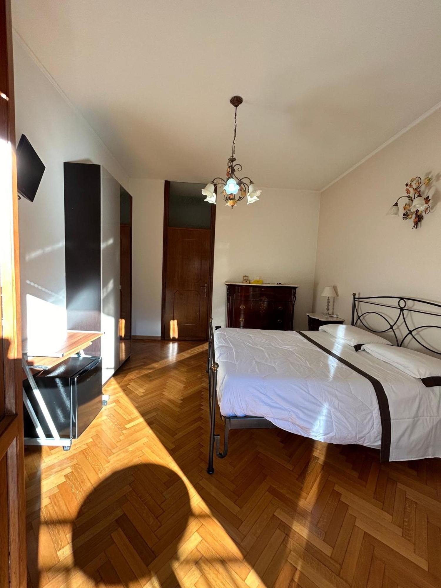 B&B Southitaly Busto Arsizio Kültér fotó