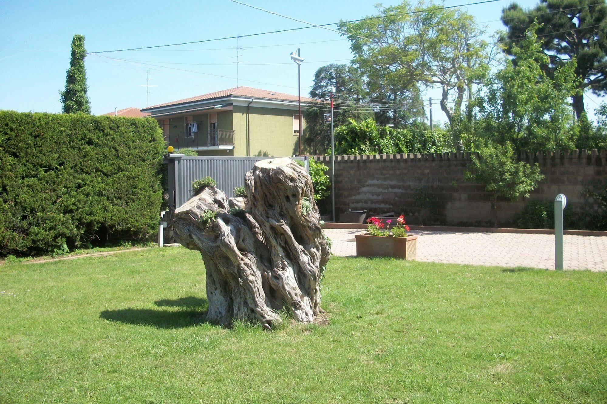 B&B Southitaly Busto Arsizio Kültér fotó